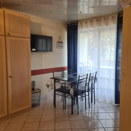 Apartment Elegant 30 M2 Dans 4 Etoiles *