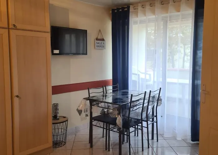 Apartment Elegant 30 M2 Dans 4 Etoiles *